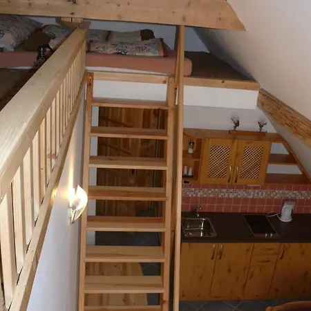 Apartmany Yellow 3* Horni Marsov