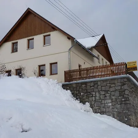 Apartmany Yellow Guest house